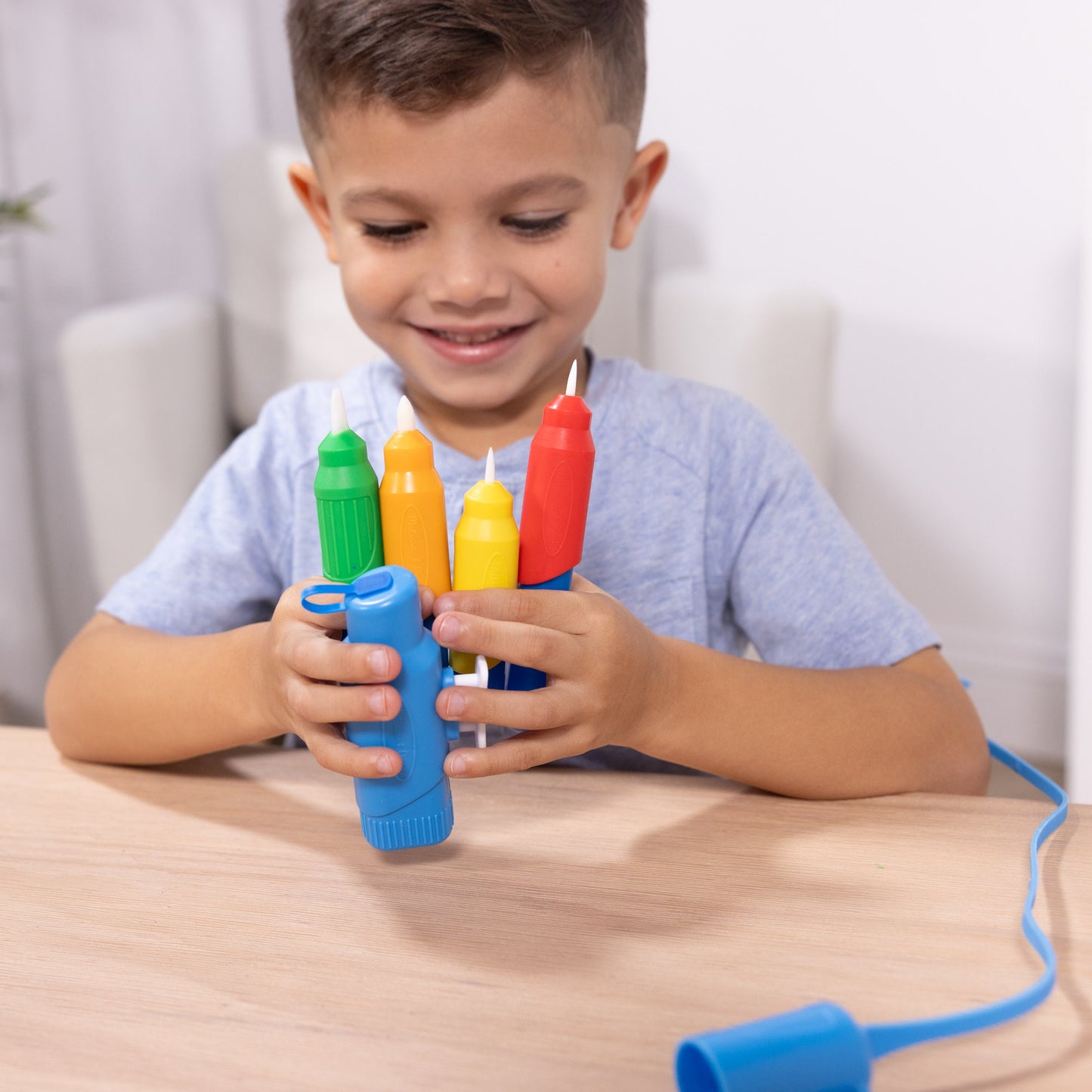 Water WOW! Pen Pack (4 Water Pens, Sprayer, Tether Cap)