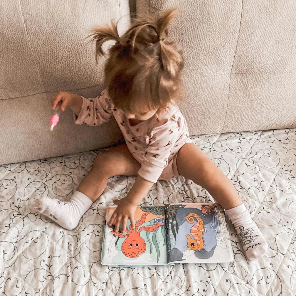 Reusable Water Art Book